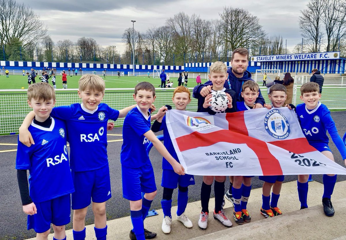 🏆 ⚽️ NLT FINALS We are here @StaveleyMWFC for the @TheNLTrust Northern Finals. @BarkiSchool will be representing @FCHTOnline as the route to @wembleystadium continues. Good luck boys!!!