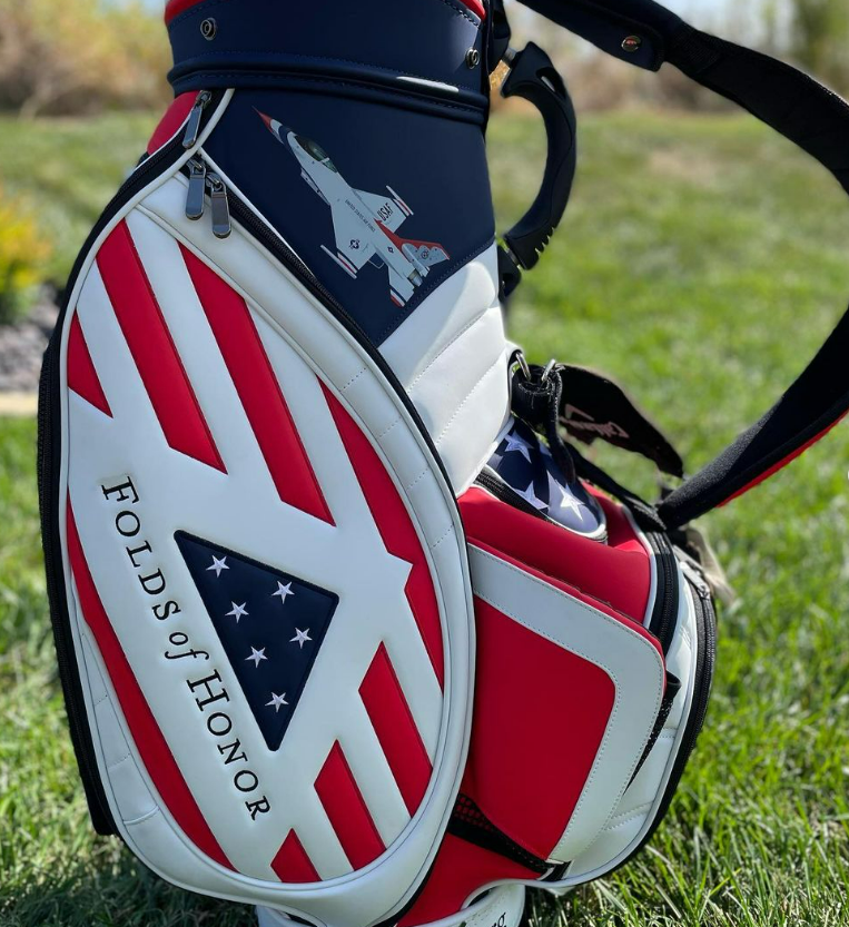 Best of luck to my brother in Christ @GaryWoodland and @Ben_Silverman as they tee off at the @ValsparChamp today⛳ 🏌️ If you're attending tomorrow, be sure to wear your red, white and blue for #FoldsofHonorFriday❤️💙🇺🇸 #FOHF #ValsparChampionship #Golf #FoldsofHonor #Patriotism