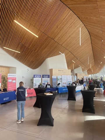 [#PharmIA - 📆#Evenement]
Aujourd’hui Guillaume Bourdon est présent aux 94èmes journées de l’APHO. Venez le rencontrer sur notre stand PharmIA aujourd'hui et demain !
#hopital #pharmacien #pharmacieclinique