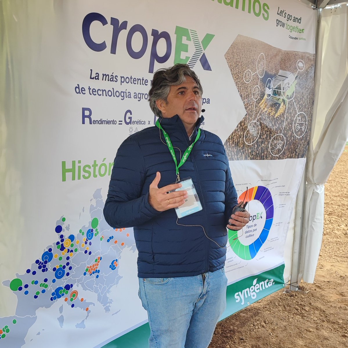 SyngentaES's tweet photo. #SyngentaSemillas 🌻
Vanesa Rubio y Jesús Gil hablan sobre el portfolio de girasol y cereales para esta campaña, destacando algunas de nuestras variedades, como Suzuka HTS, Subeo HTS y SY Irisa AR en el caso de girasol 🔝
¿Sabes qué es #CropEX? 👀👇🏻
#SyngentaInnovación #AgTech #Agricultura #GenéticaSyngenta #LetsGoAndGrowTogether