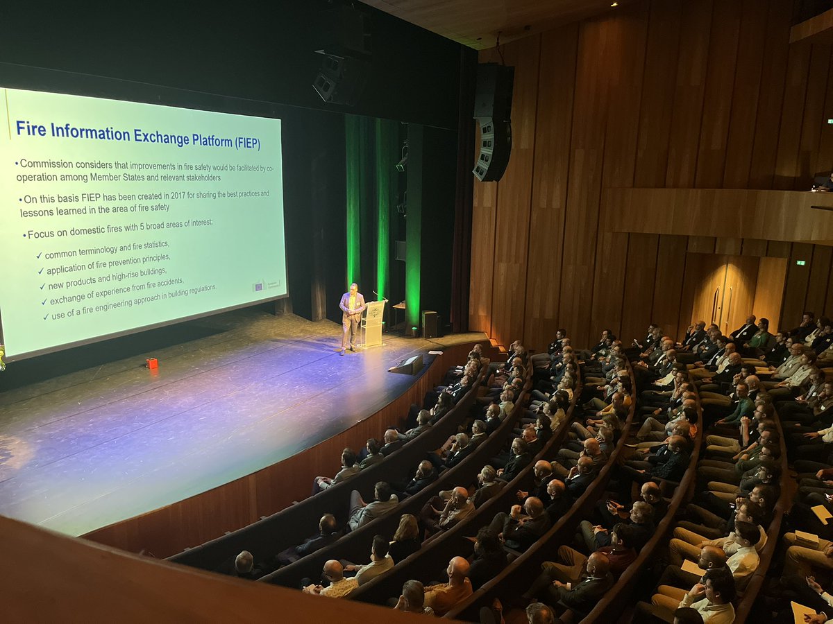 Het DGMR-congres Fire Safety in a Sustainable Future is in volle gang. Interessante sprekers en onderwerpen.