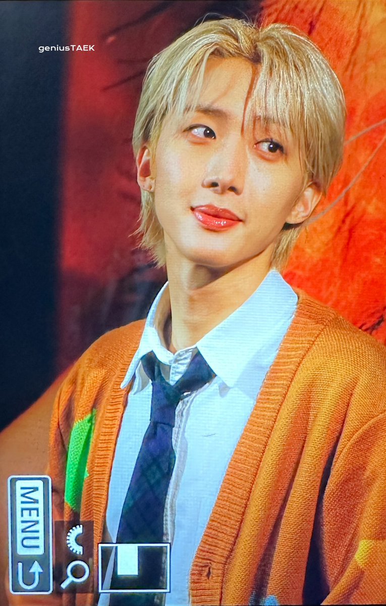 geniusTAEK's tweet photo. 240321 타와레코 

#흠뻑  #Hmm_BOP  #TowerRecodes  #minitalk #이회택 #LEEHOETAEK #후이 #HUI #펜타곤 #PENTAGON https://t.co/HiAgb5lUn9