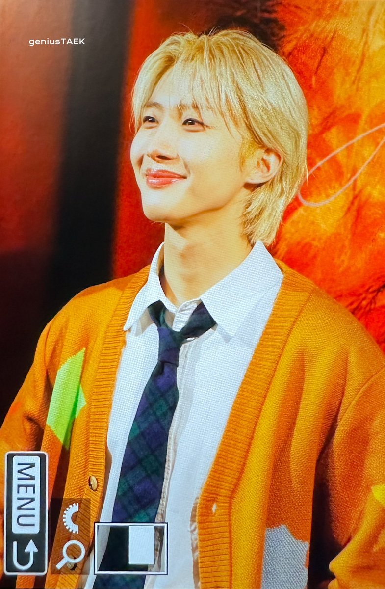 geniusTAEK's tweet photo. 240321 타와레코 

#흠뻑  #Hmm_BOP  #TowerRecodes  #minitalk #이회택 #LEEHOETAEK #후이 #HUI #펜타곤 #PENTAGON https://t.co/HiAgb5lUn9