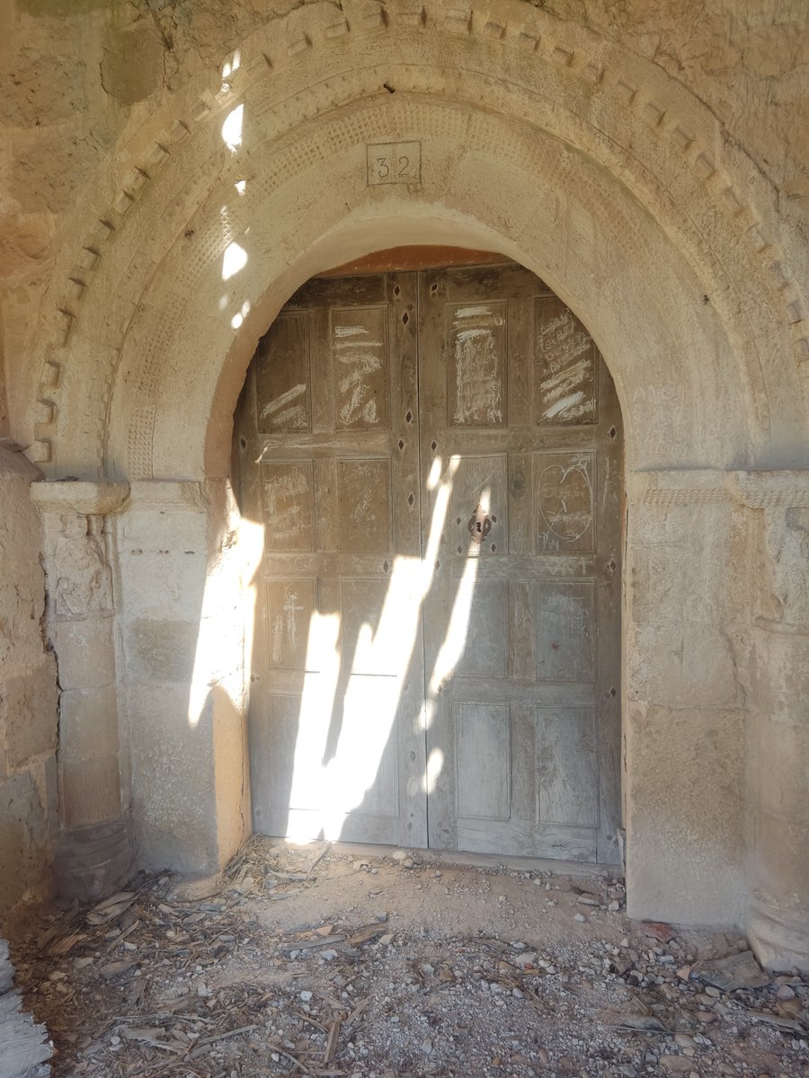 Románico de La Bureba tweet media