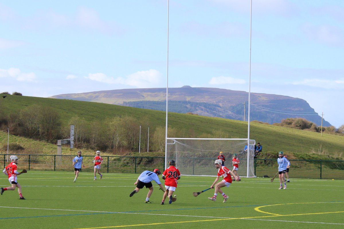 cbsroscommon's tweet photo. More images of last weeks match v @cicsummerhill #rosgaa #cbsgaa #cbshurling https://t.co/Og38eOeWC2