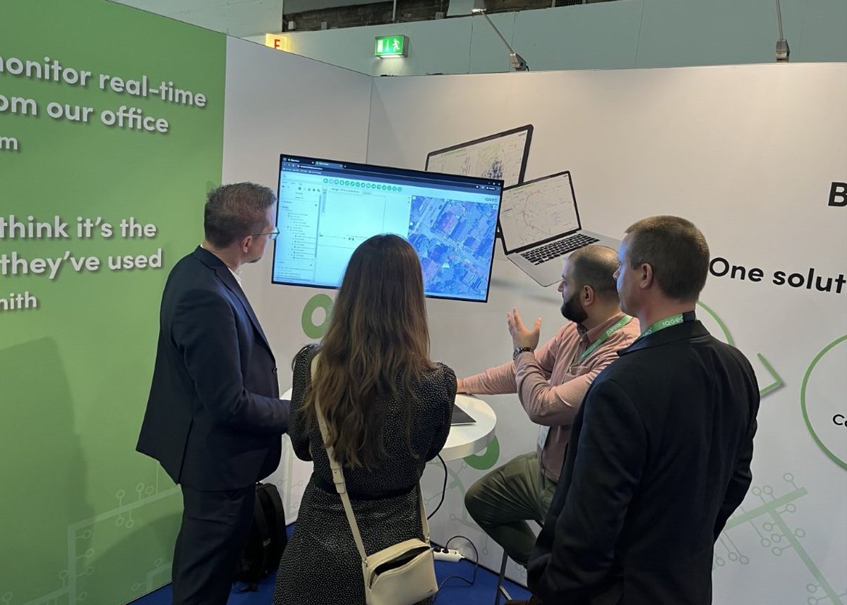 IQGeo_software's tweet image. A big shout out to the @FTTHCouncilEU for hosting an amazing networking event last night! 👏If we missed connecting at Fibration Night, come and say hello to the team at stand G02 in Hall 25. 👋 

#FTTH24 #FTTHConference #Telecommunications #GeospatialSoftware