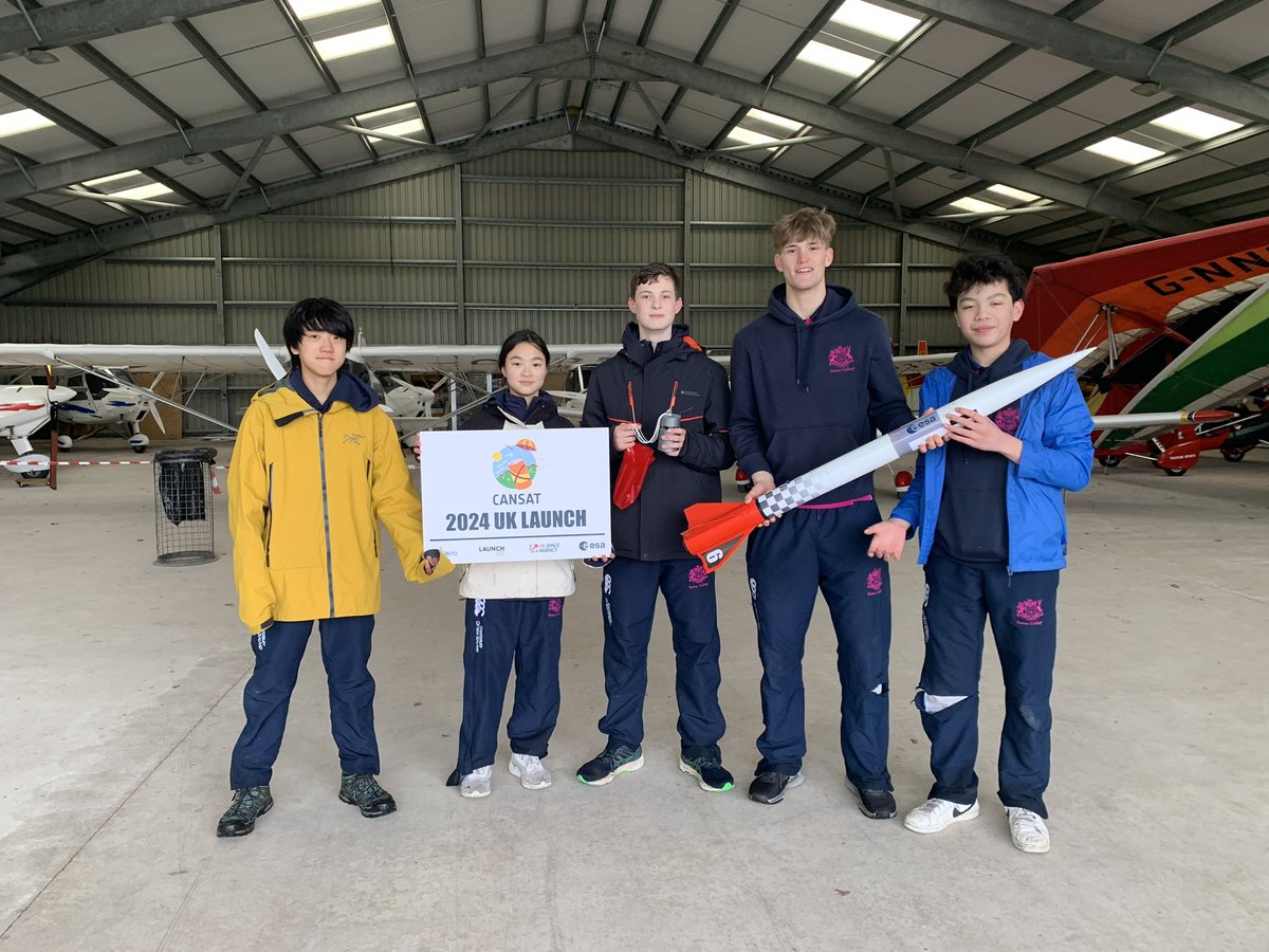 PhysicsatFettes's tweet photo. Dr Ricks took teams ‘CanSat Challenger’ and ‘Floor-it’ from @Fettes_College to compete in the CanSat technology competition. Teams must produce a module to collect data from a rocket and provide continuous telemetry back to a ground station. https://t.co/YUS37QDxyQ