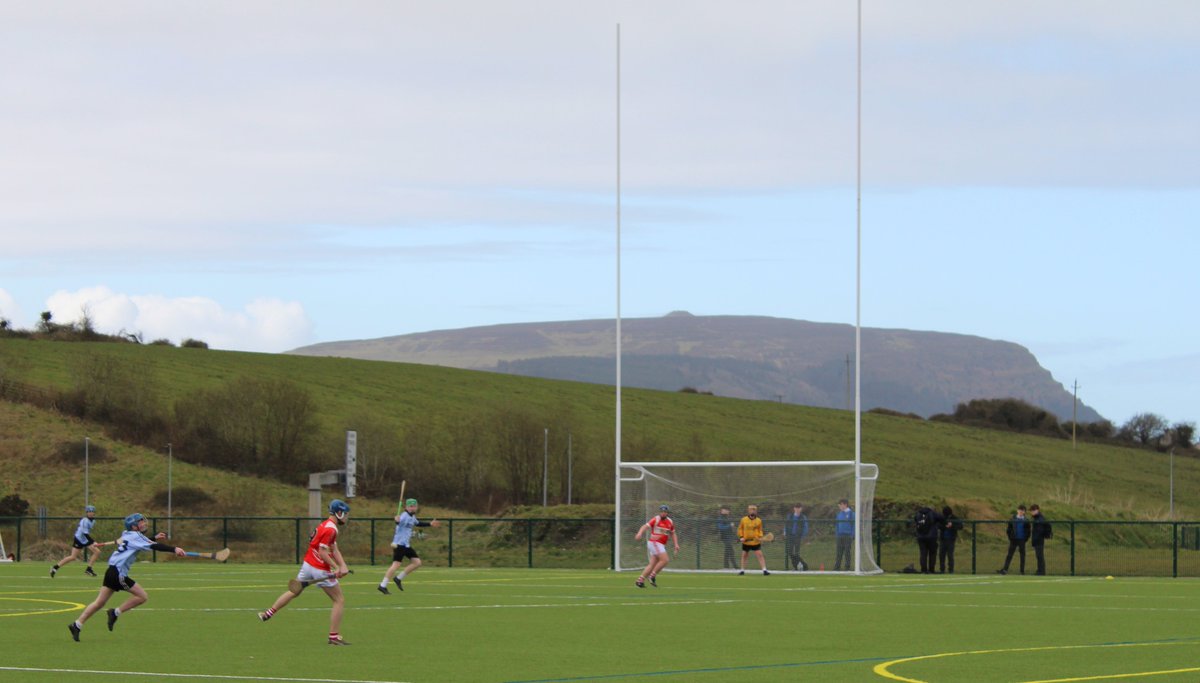 cbsroscommon's tweet photo. More images of last weeks match v @cicsummerhill #rosgaa #cbsgaa #cbshurling https://t.co/o5jK5VJhO7