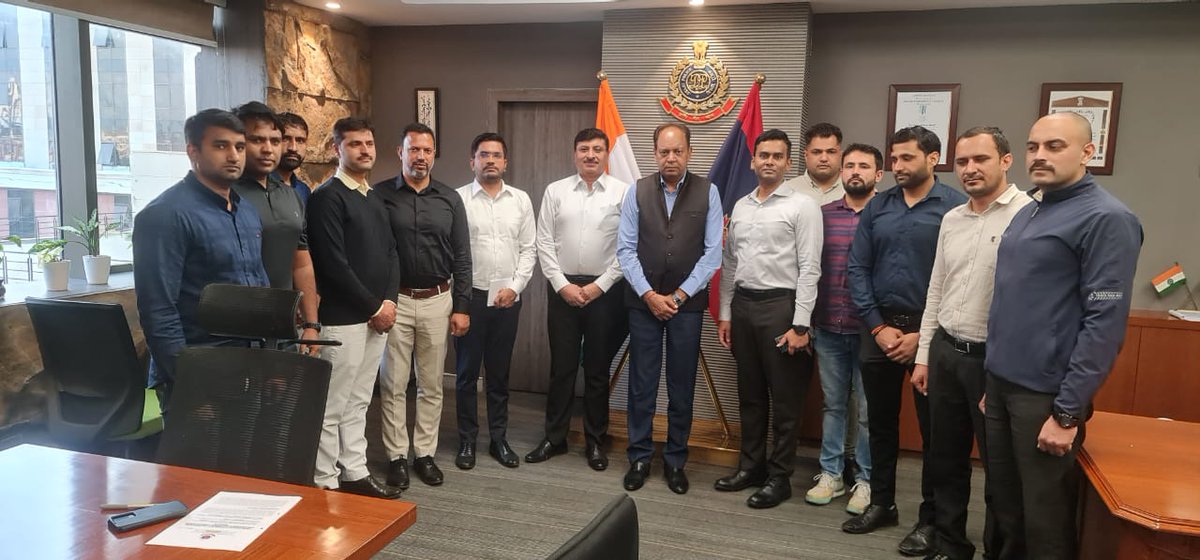 Appreciation by Shri R.P. Upadhyaya, Spl CP/Special Cell to the team of SWR for apprehending 05 Shooters of Kala Jathedi Gang, carrying sophisticated weapons, on 7th March, 2024. The timely & strategic intervention prevented a potential threat to the life of targeted individual.