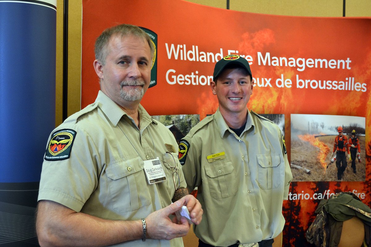 ONforestfires's tweet image. #DYK some plants are more fire resistant than others? We're here at the @CottageLife Show to talk #FireSmart tips to help you keep your property safe from the threat of #wildland fire. Pick-up Ontario’s guide to landscaping at our AFFES booth. #Toronto #InternationalCentre