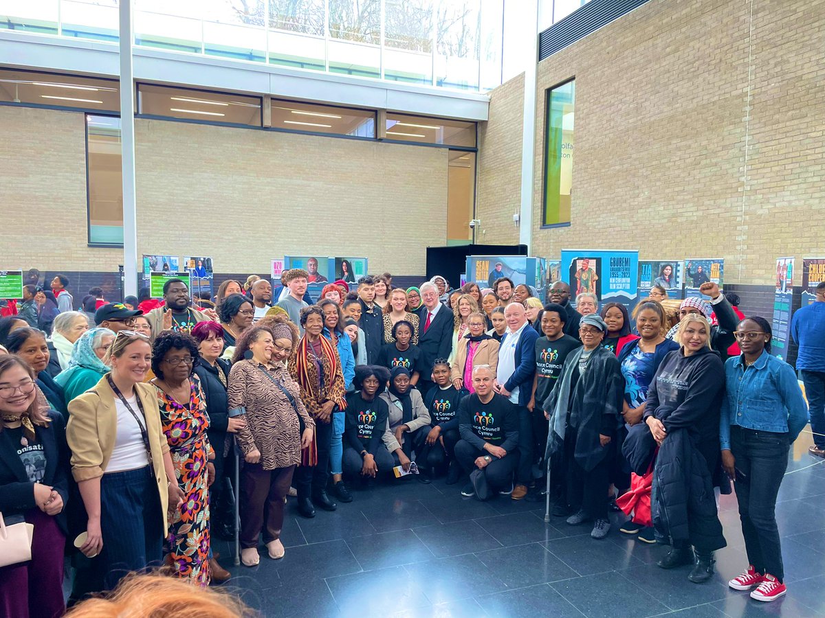 Privileged to be at @rcccymru #CodiCymru event. Inspiring contributions from all speakers + great seeing BLM organisers standing with @MarkDrakeford to celebrate their activism + the positive change they make in their communities. #BLMWales #BlackLivesMatter   #AnAntiRacistWales