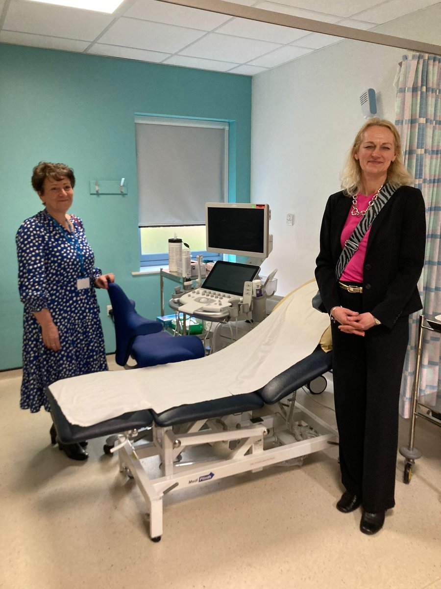 CHP CEO visited One Life Hartlepool + Lawson St HC with NE team showing their partnership working with @NHSNEY @NTeesHpoolNHSFT @cttyventures LIFTco providing community services inc #ultrasound #Cardiology #diagnotics Wendy spoke to GP teams dentists + clinicians to hear more