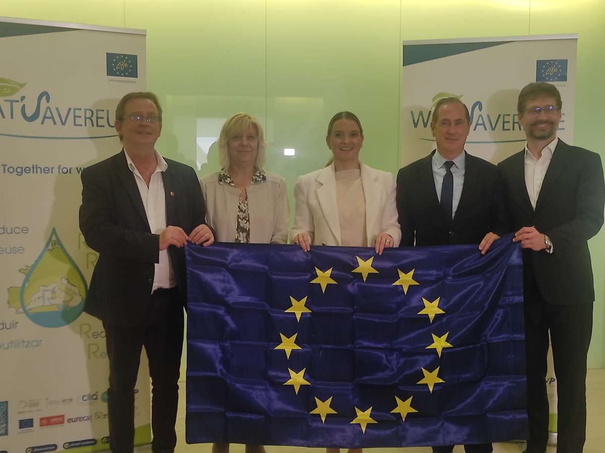 ATBIllesBalears's tweet photo. @watsavereuse @Euroregion @turismeGOIB @PPlanad30447 @miguelrossello8 La presidenta @MargaProhens, assisteix a la cloenda de la conferència final de @watsavereuse, i recalca que l'estalvi, l'eficiència i la reutilització de l'aigua esdevenen accions estratègiques i fonamentals pel @goib; -"Volem que sigui la legislatura de l'aigua"-. https://t.co/cL6QTWsUxz