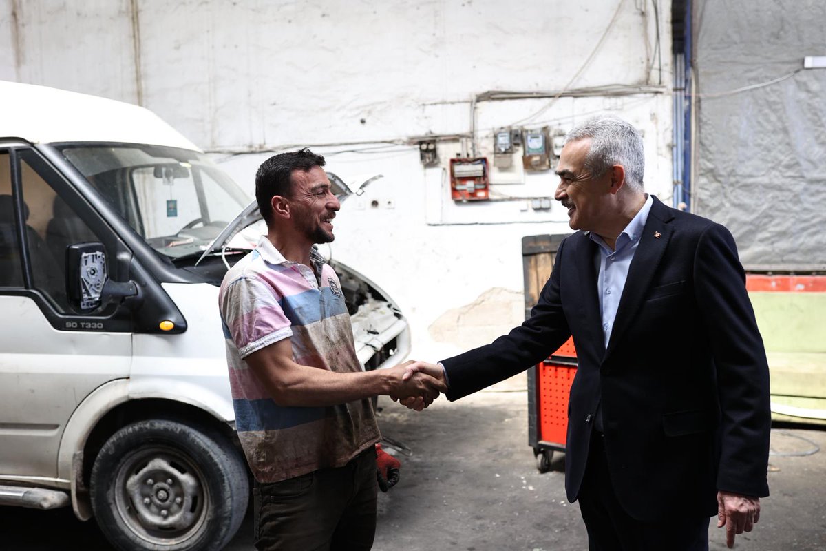 📍Efeler / 1. Sanayi Sitesi

Esnafımıza hayırlı işler, bereketli kazançlar diledik; hemşehrilerimizle selamlaştık.

Şehrimize kazandıracağımız yatırımlar, eser ve hizmetler esnafımızın da yüzünü güldürecek ⏳

#mustafasavaş 
#Aydın 
#Büyükşehir 
#yolAçık