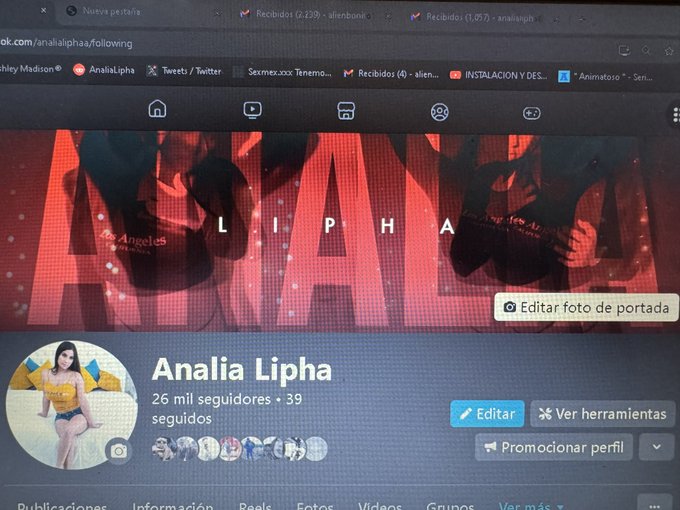 1 pic. Buenos días mis amores queria decirles que esta es mi cuenta oficial de FB y fan page oficial