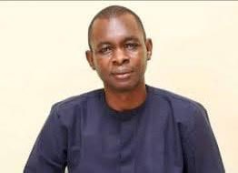 joloffpapi's tweet photo. À Bango, le directeur du CROUS confisque les cartes d'électeurs des primo-votants. Le responsable de l'APR et directeur du CROUS, Ahmadou Bamba KA, a réussi, en complicité avec le sous-préfet, à récupérer les cartes d'électeurs des primo-votants. Il refuse catégoriquement de les distribuer à ceux qui voteront contre Amadou Ba.