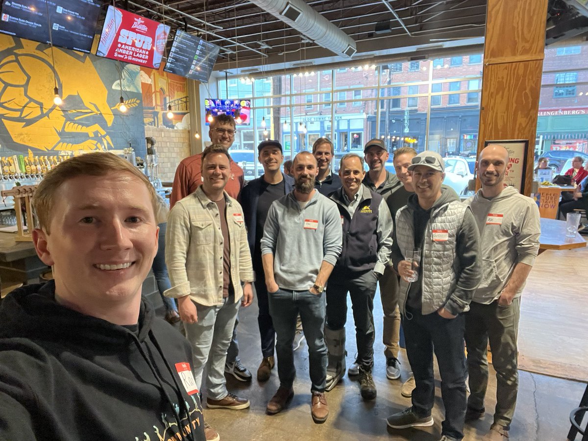 Rand Larsen tweet media