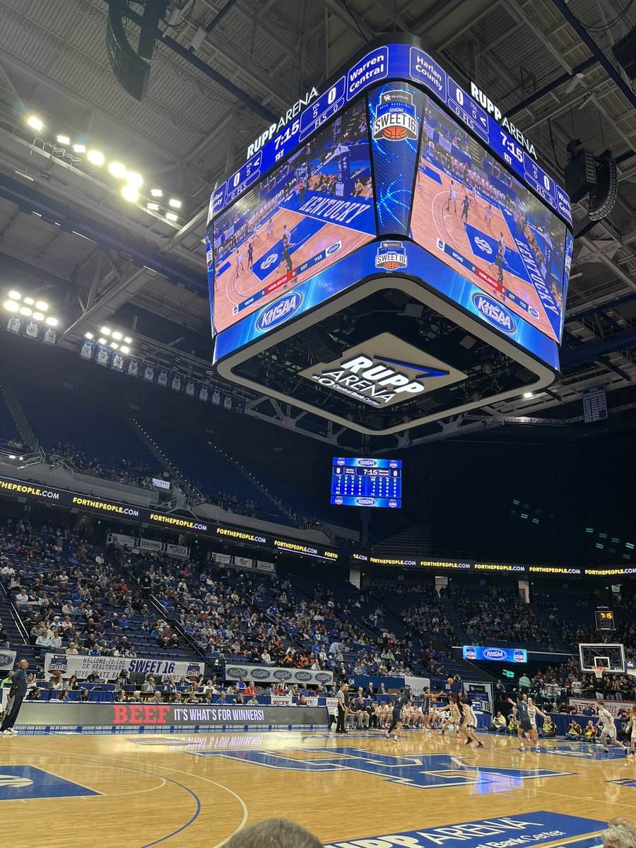 Best time of the year.  🏀 #Sweet16