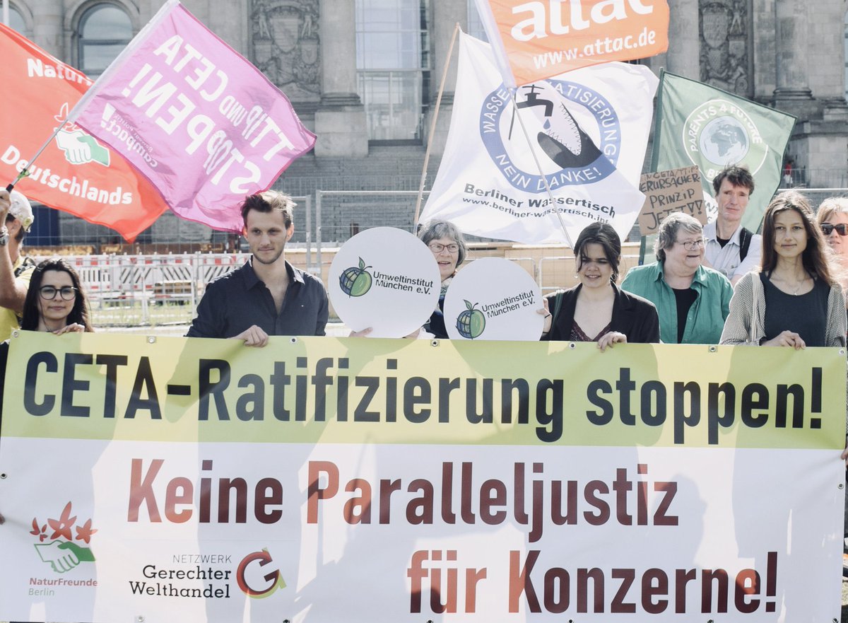 #Eil 
Mit 44:211 Stimmen hat der 🇫🇷 Senat NEIN zu #CETA gesagt 🎉🎉
Welch eine tolle Nachricht für Klimaschutz und Demokratie! #StopCETA #StopISDS