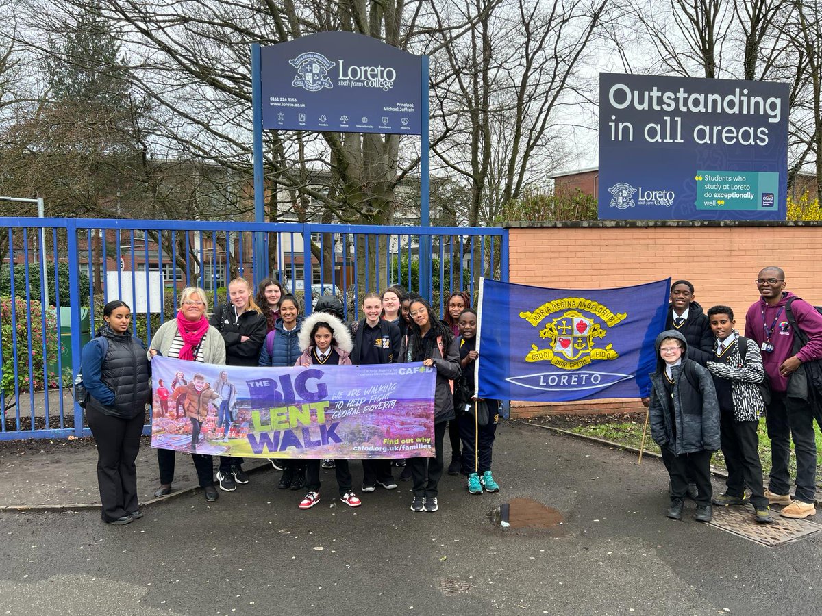 ChaplainLHS's tweet image. So grateful to #StKentigerns #OurLadysRC @RCDivineMercy  @LoretoChaplain for such hospitality #BigLentWalk #Lent2024 @CAFODSchools @CAFODSchools @SalfordDiocese