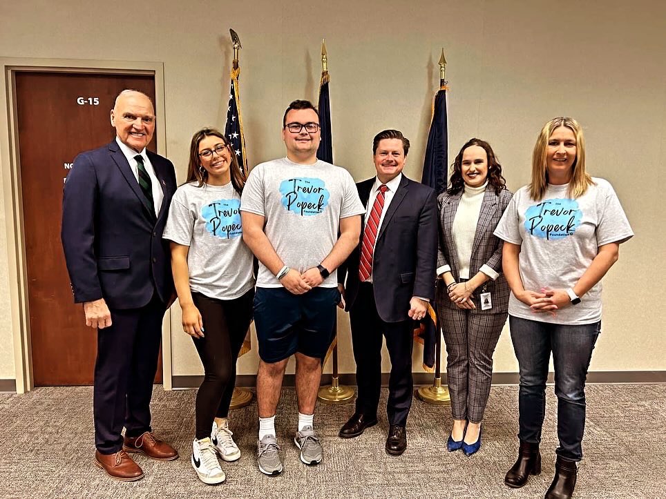 TrevorPopeckFD's tweet photo. Thank you to the Washington County Board of Commissioners for the honor of speaking at the meeting today during the public comment section. I also appreciate everyone who talked to me and expressed their support of our foundation after meeting. https://t.co/uQ3Nng4Hv8