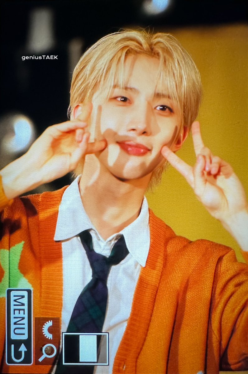 geniusTAEK's tweet photo. 240321 타와레코 미니토크 2부

#흠뻑  #Hmm_BOP  #TowerRecodes  #minitalk #이회택 #LEEHOETAEK #후이 #HUI #펜타곤 #PENTAGON https://t.co/qnGfTWLYOM