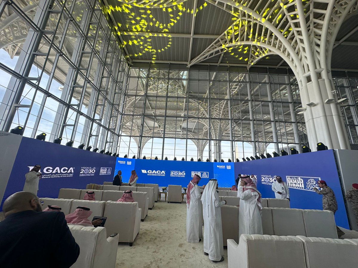 EventMakersInfo's tweet photo. Setup At Madina Airport
Event: GACA- General Authority Civil Aviation, -21st March- 2024
Event Makers installed Brand New LED Screens P2.9, Moving Head Beam 480w and also provided logistical service to the client.
#eventmanagementagency #eventorganiser #Eventmakers #eventplanner https://t.co/n7uUsmDnNs