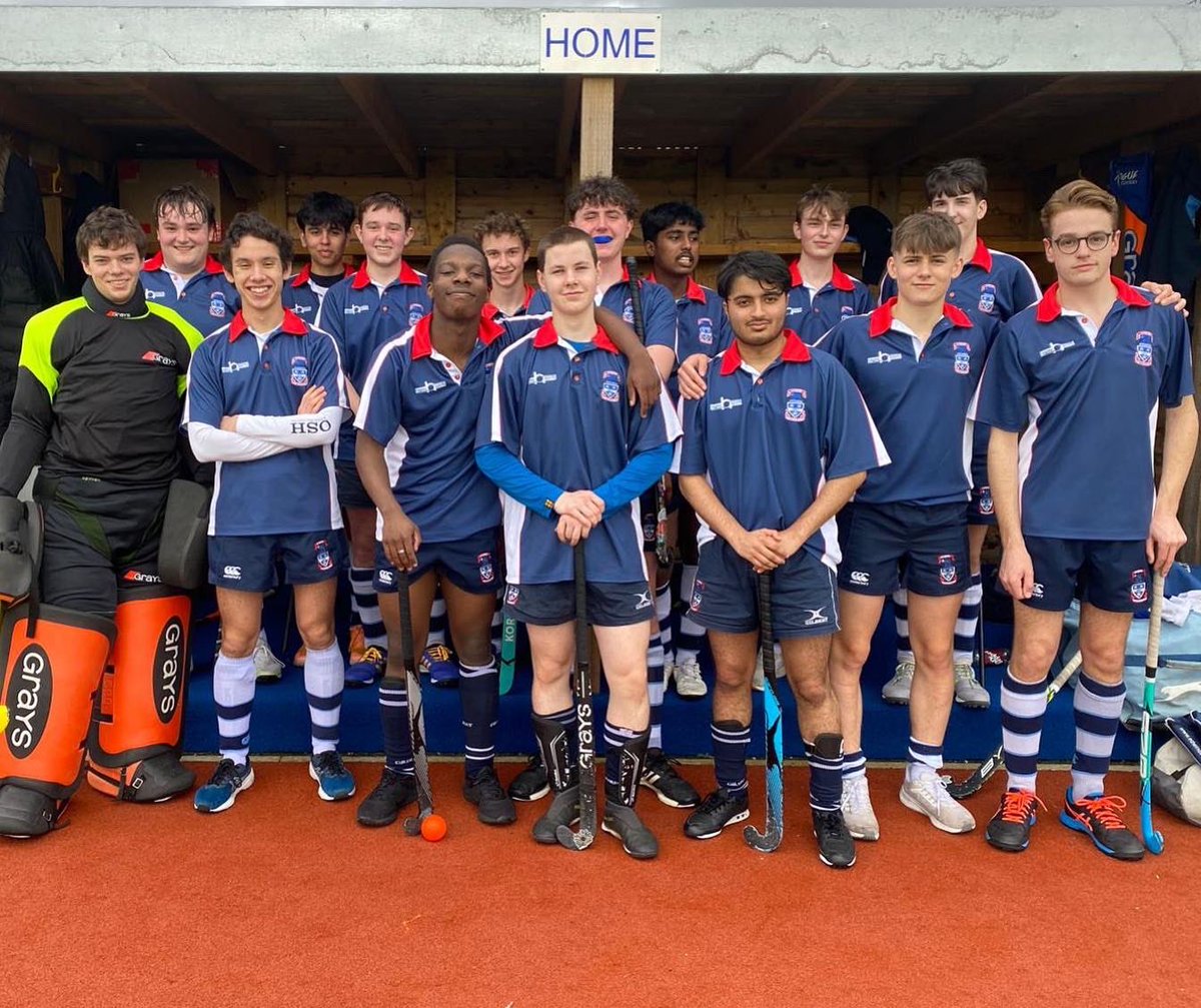 Continuing Senior Games tradition, yesterday also saw the annual @OSH_OFA vs 1st XI Hockey match. Former students & parents travelled across the country to complete. An extremely strong OFA side took the 6-0 win! Congrats to them and good effort 1st XI 👏 @OSH_Sport #oshhockey
