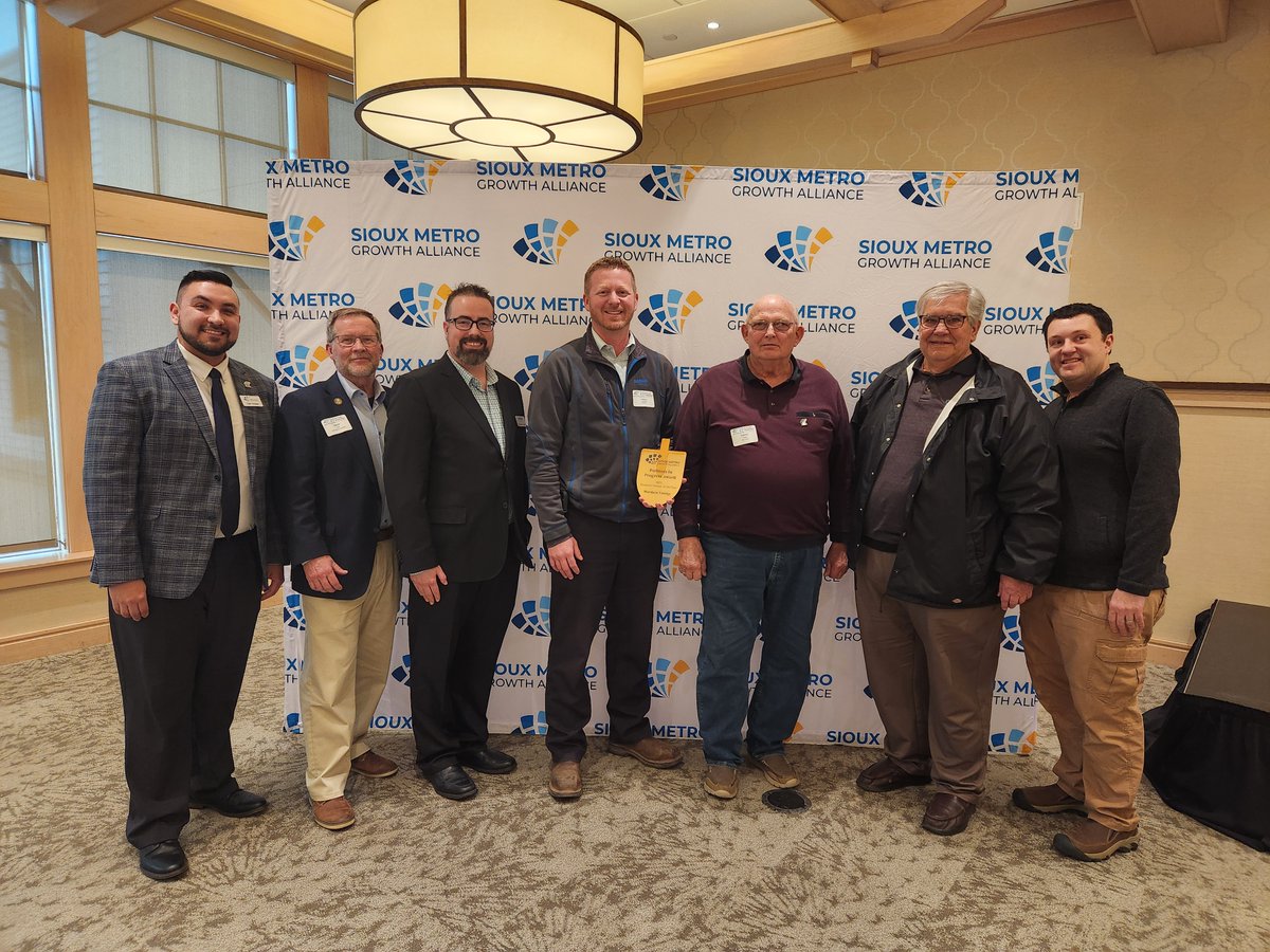 Brandon Development Foundation (@brandondevsd) on Twitter photo Congratulations <a href="/MarmenEnergy/">Marmen Energy</a> for winning the 2023 Business Partner of the Yard Award at tonight's <a href="/SiouxMetro/">Sioux Metro Growth Alliance</a> Annual Meeting. We're both extremely proud and lucky to have you in our community!
#brandonsd #communitysupport #siouxfalls #manufacturing #businesssupport Congratulations <a href="/MarmenEnergy/">Marmen Energy</a> for winning the 2023 Business Partner of the Yard Award at tonight's <a href="/SiouxMetro/">Sioux Metro Growth Alliance</a> Annual Meeting. We're both extremely proud and lucky to have you in our community!
#brandonsd #communitysupport #siouxfalls #manufacturing #businesssupport