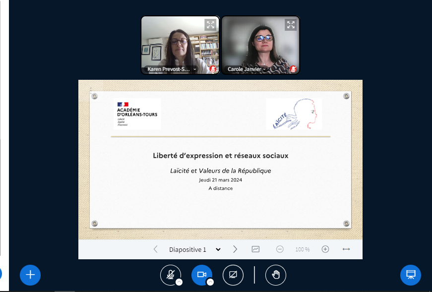 🔜 [#EAFC] A 13h30 : Formation à distance 
👉 Laïcité et Valeurs de la République
Liberté d'expression et Réseaux Sociaux
👥#Fostag Hors #MEEF mi-temps 
#EAVR #EducMédiasInfo 
😊Co-animée avec <a href="/cjanvier1/">Carole Janvier</a> 
🔹Comprendre 
🔹 Agir 
🔹 Réagir 
💬Avec des mises en situation