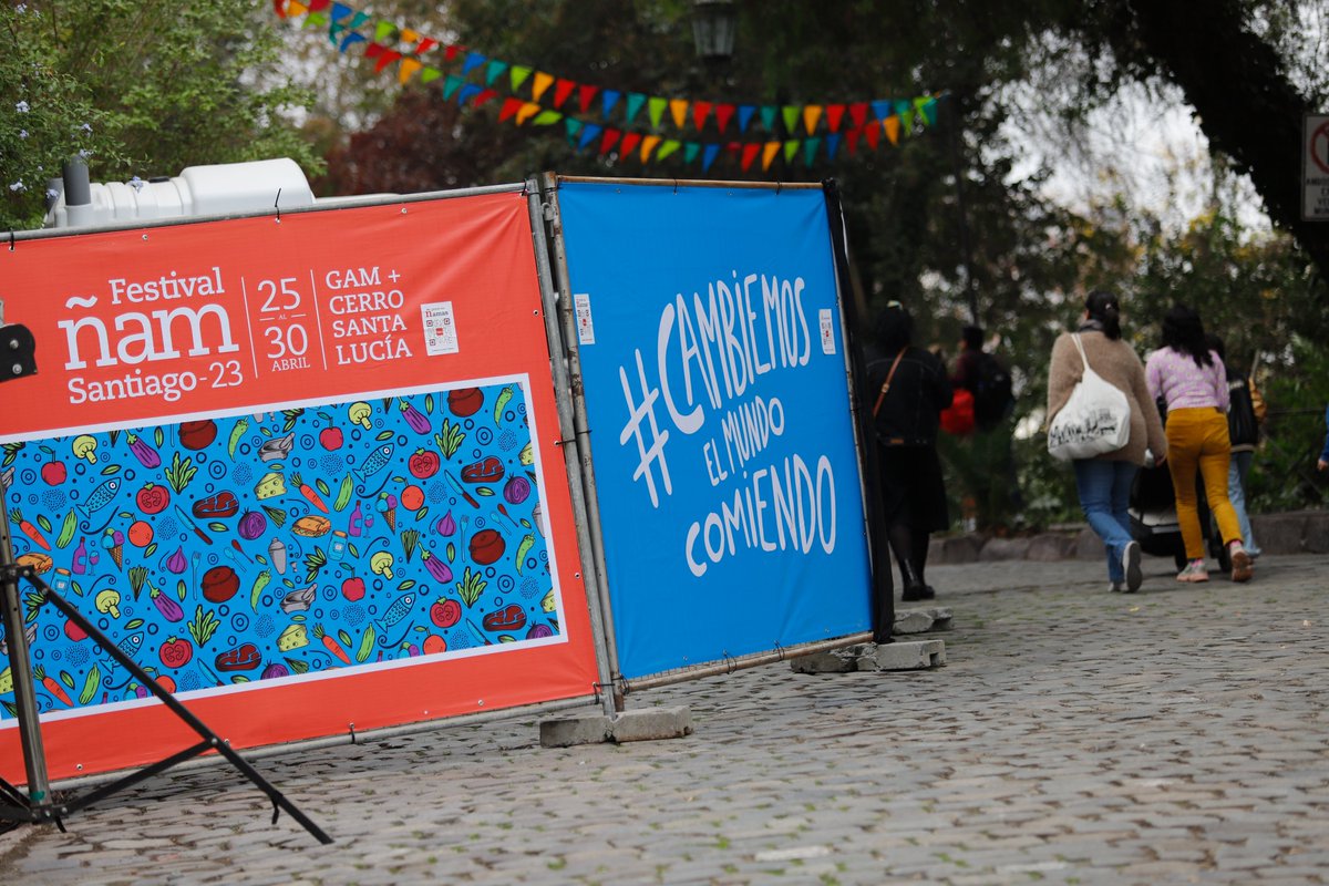 🎙️#LosColumnistas | <a href="/HernanLarrain/">Hernan Larrain M.</a> nos recomienda el Festival Ñam, que se realizará durante este fin de semana en el Parque Santa Rosa de Apoquindo.

🔴tele13radio.cl