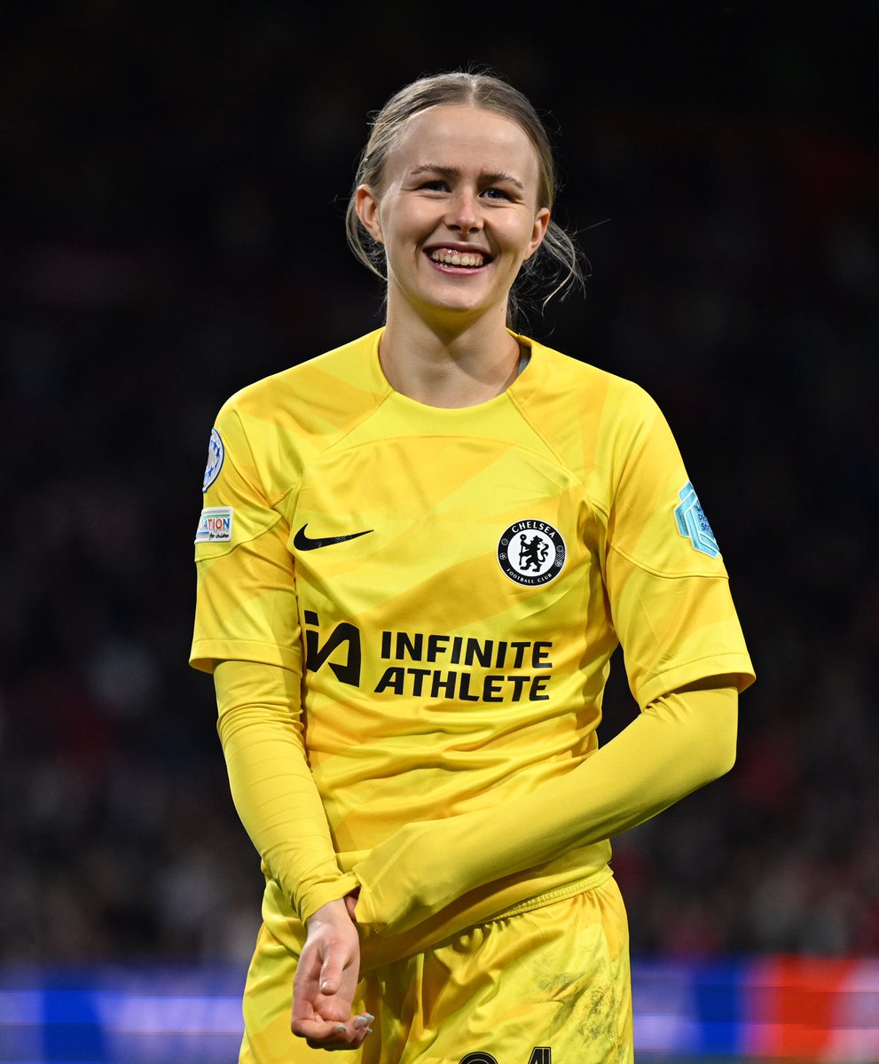 A first Champions League clean sheet for @HannahHampton_. 🧤 That’s now seven in her first 11 games for Chelsea. 🤯