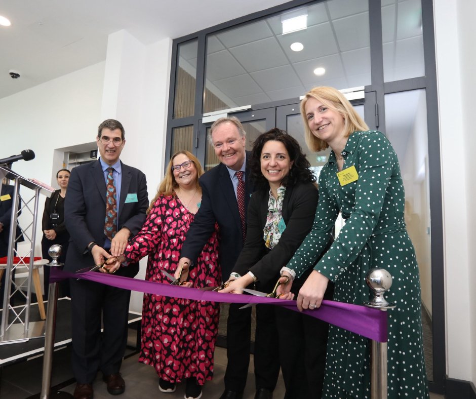 We're excited to officially launch the Health, Wellbeing & Care Hub at Parkside on our Knowledge Gateway. This will revolutionise how we deliver services with partners, approach research and offer transformational learning experiences to our students. brnw.ch/21wI5cJ
