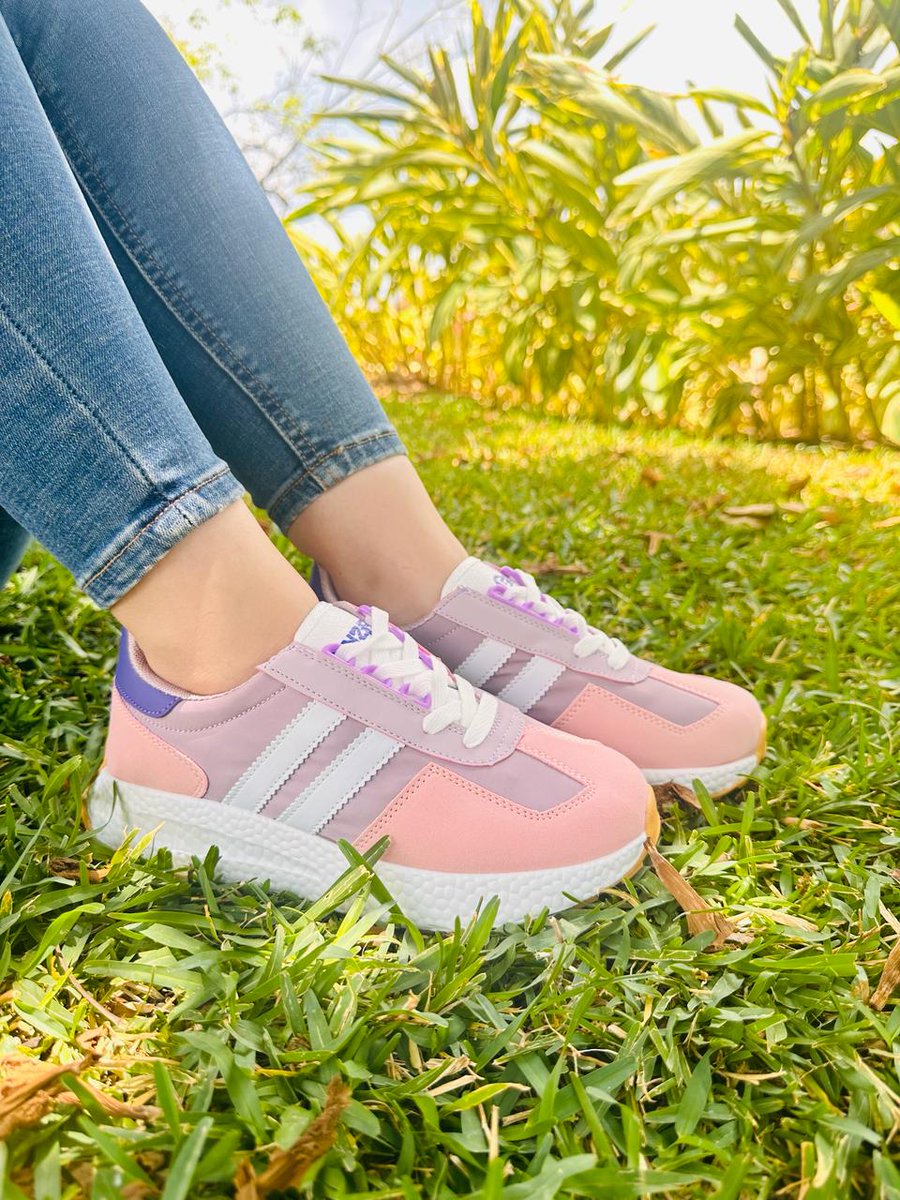 KamarStore's tweet photo. Ustedes lo pidieron🥳 últimos días apartir de hoy #Jueves sigue el 3x1 (Pagas 1 par y te llevas 3 pares 🥳) en todas nuestras sucursales 🤯
#KamarStore #Modaentendencia #NoTeLoPerdas #promociones #rebajas https://t.co/8fDJLqbqqT