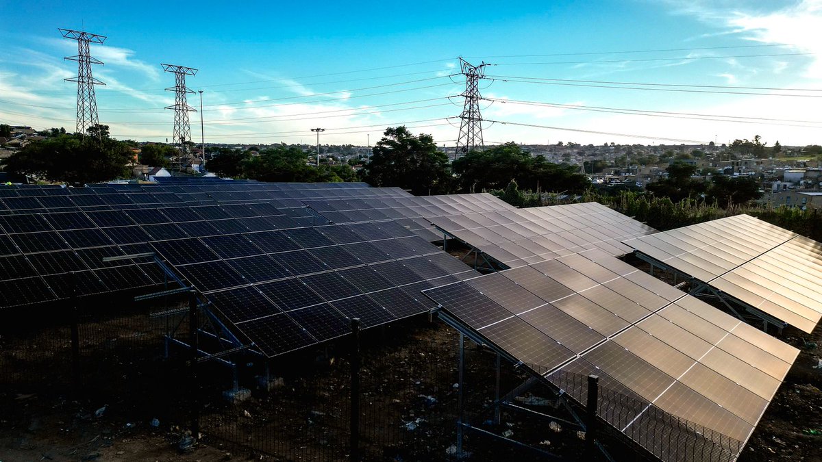 newsnoteSA's tweet image. Hardly three months after the Gauteng provincial government appointed #CityPower to electrify the province’s two hundred or so informal settlements, the first project has been completed, switched, and commissioned on Wednesday. Premier #PanyazaLesufi and Joburg Mayor handed over