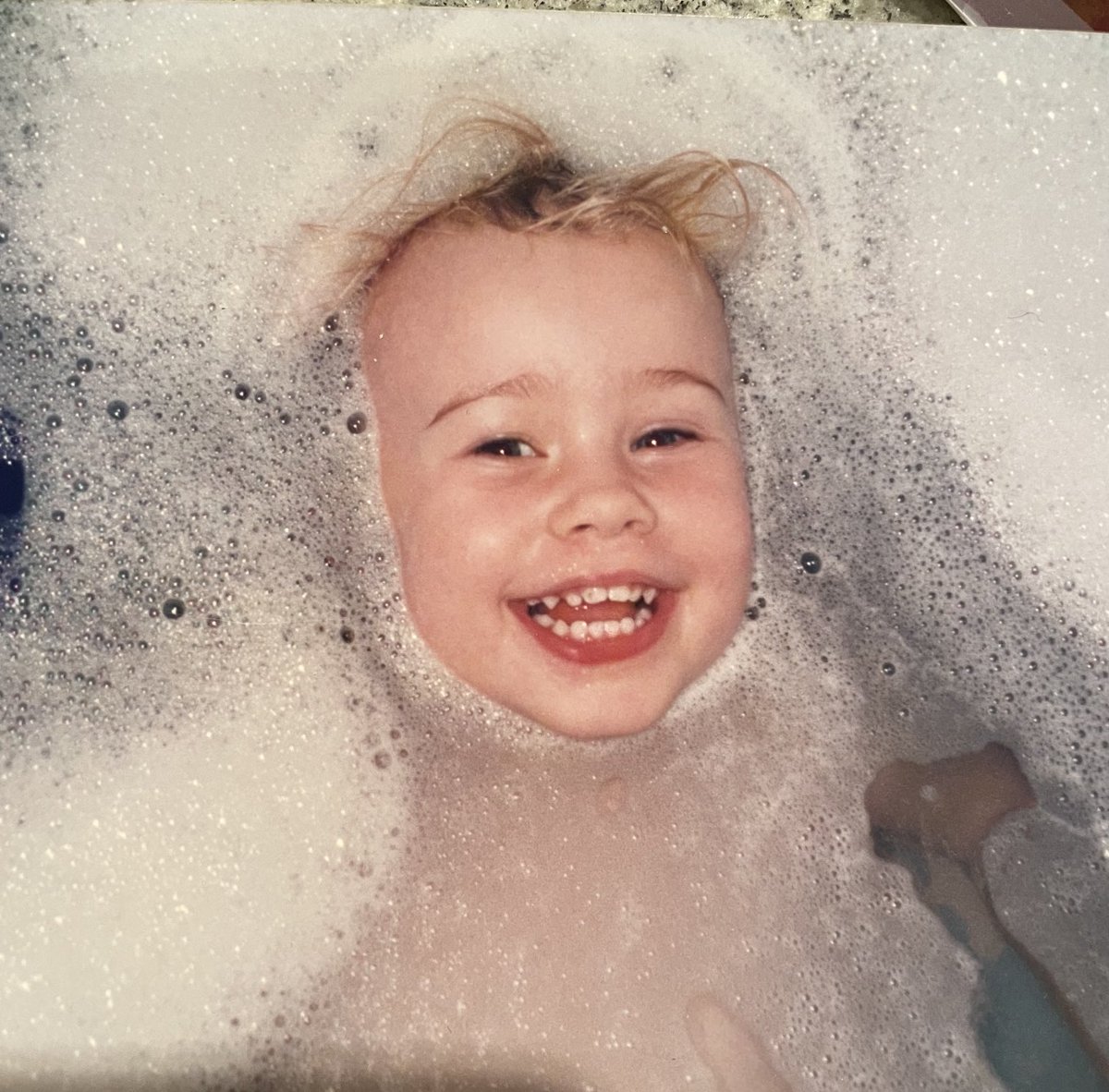 PaulaMaier3's tweet image. Sorry for the multiple cuteness photos today but my baby turns 30 today! 🎂
I’m so proud of who she evolved into ❤️

#HappyBirthday #ProudMomma #Love