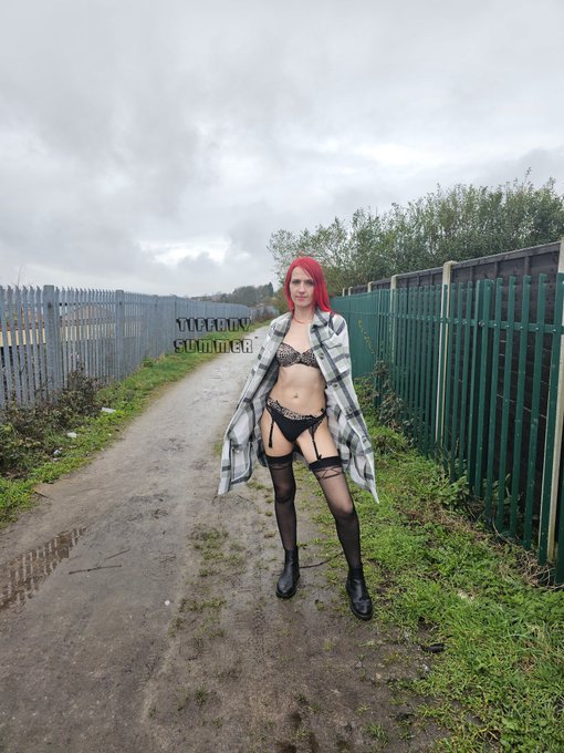 Do you like naughty girls https://t.co/LYGujQUxaG