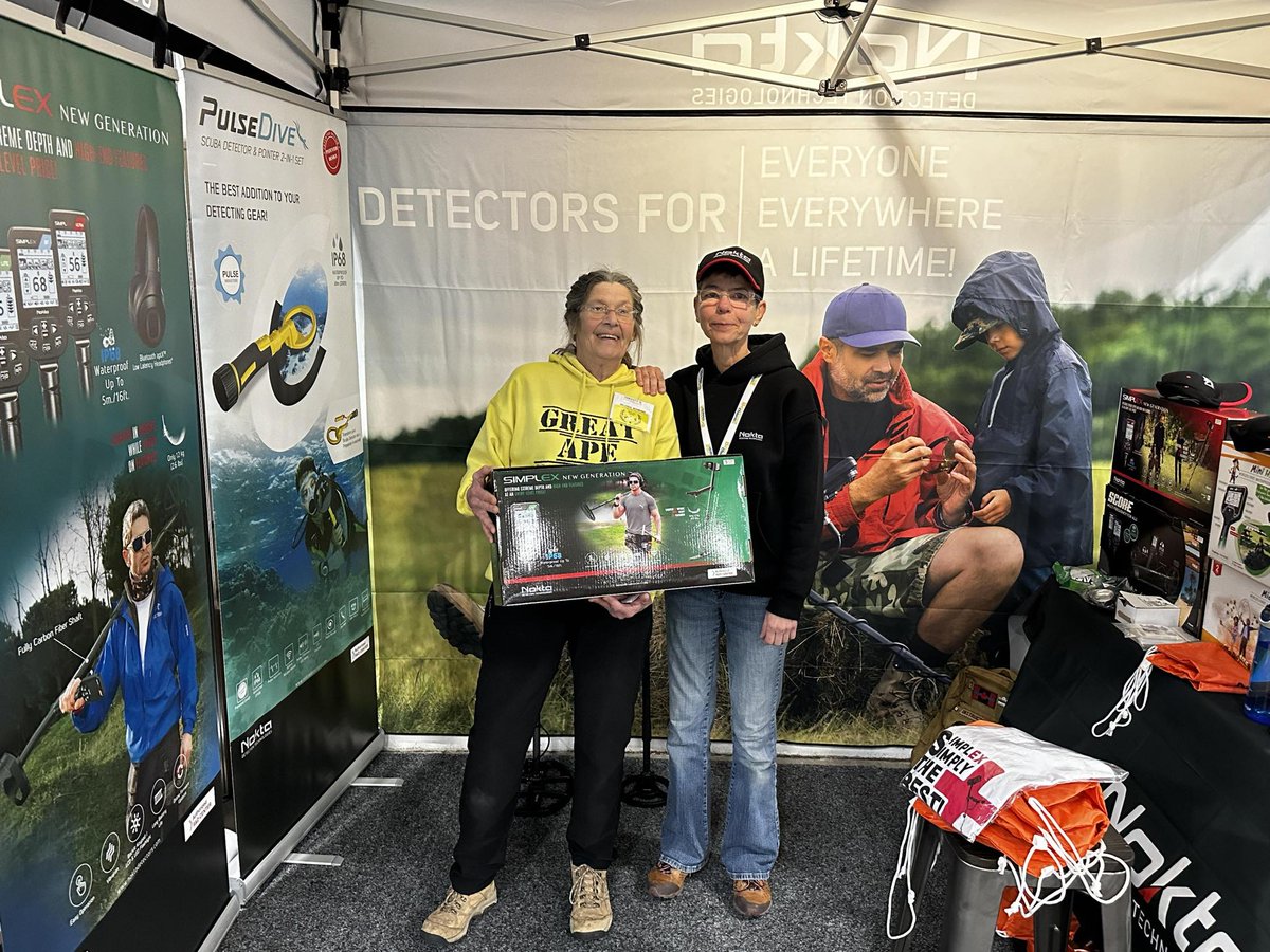Digging_Canuck's tweet image. Two 1st time owners of a NOKTA SIMPLEX LITE &amp;amp; BT at the Toronto Sportsmen's Show  

#nokta #radioworld #torontosportsmensshow #metaldetecting #metaldetector #noktasimplexlite #noktasimplexbt #simplex #simplexlite #simplexbt  #relichunting #treasurehunting #hamont