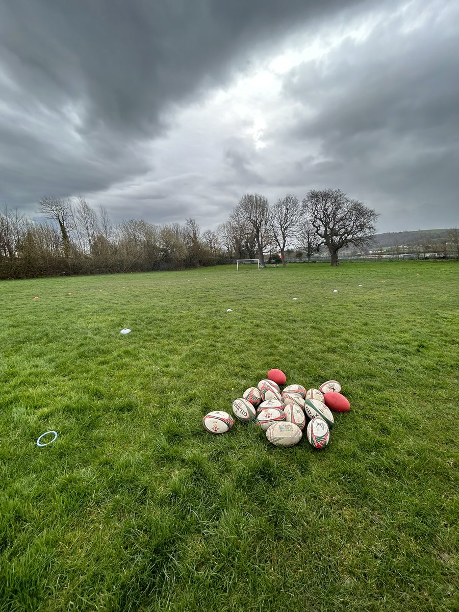 Diolch am y croeso dros y 5 wythnos diwethaf , mae blwyddyn 5/6 wedi gwrando a gweithio gyda'i gilydd yn wych. Sgiliau rygbi gwych yn cael eu harddangos @1GlanMorfa 🏃‍♂️🏉🏃‍♀️🏴󠁧󠁢󠁷󠁬󠁳󠁿