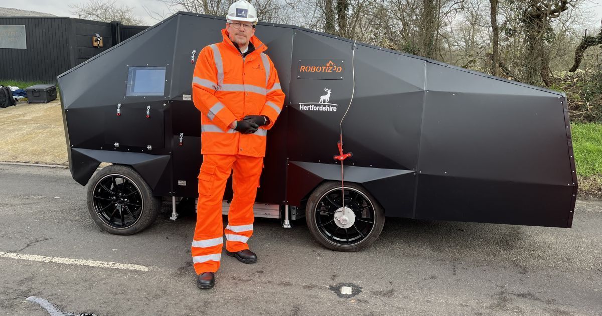 Imagine if this actually works!!         
Have you heard about the world's first pothole preventing robot? - 

Read More Here buff.ly/3VEiQ3p 

#potholes #ukroads #roadrepair #infrastruture