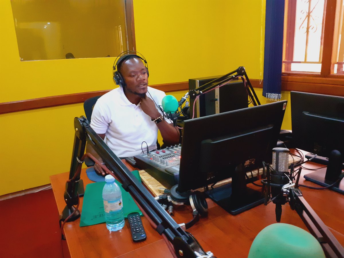 kyakafmradio's tweet photo. #EarthAndBeyond with @Kakensa live on Kyaka Fm
Mon-Fri (2-4pm) https://t.co/pZTU9c9T9h