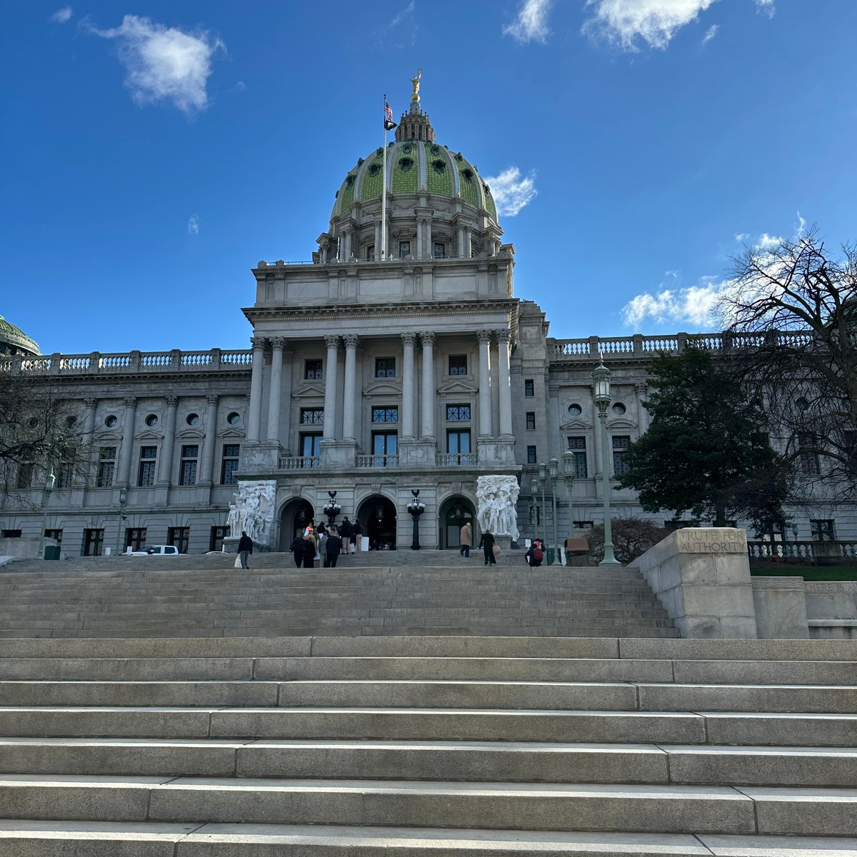 🏛️ Did you know that #artlookSWPA is powered by a PA Council on the Arts grant? This week AEC's new Director of Programs advocated for more #ArtsEd 💵💵💵 in Harrisburg alongside Citizens for the Arts #artsadvocacy