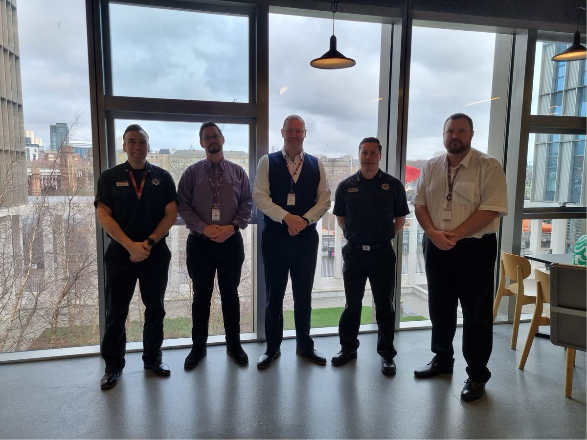scotfire_glasgo's tweet photo. A massive thanks to our friends @CofGCollege Riverside Campus for their continued support of our water rescue resources on the River Clyde https://t.co/cXrHNVwNs6