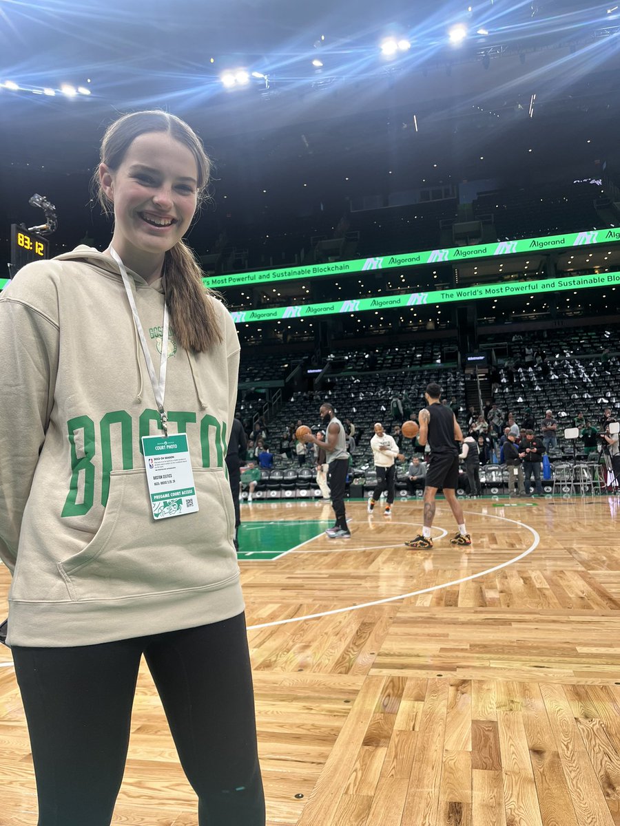 mattjlane's tweet photo. A night she will never forget. Thank you again @cacici34, and Brian Burnard for everything. @celtics truly a world class organization. https://t.co/6XvgVNkh1Y