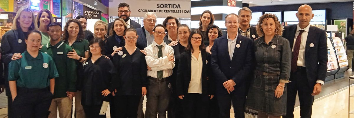imasmallorca's tweet photo. 🎯 Treballam per una societat més igualitària. 

🫂 Amb motiu del #DiaMundialdelaSindromedeDown ens unim a l'acte d'#Asnimo per donar visibilitat i reivindicar la integració laboral normalitzada de les persones amb  #SindromeDeDown 

#Oportunitats
#SenseEtiquetes
#FuturInclusiu https://t.co/dY8gHlIYng