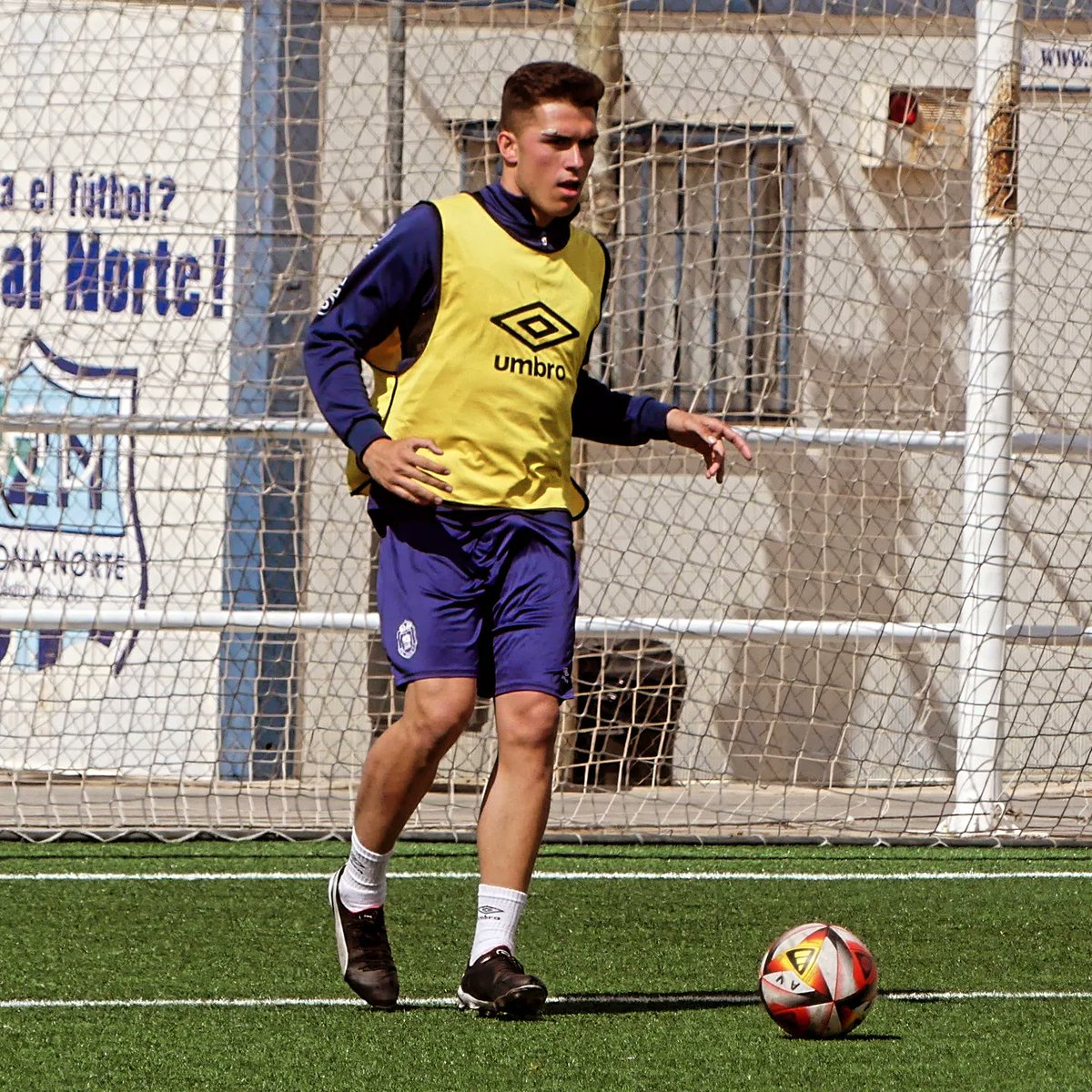 RealAvilaCF's tweet photo. 💪 SEGUIMOS
⚽ El equipo continúa la preparación a dos días del duelo ante @LaFactoriaBCF
#VamosRealÁvila ♥️💙 | #9Finales ⚔️ https://t.co/riRkPsTCIv