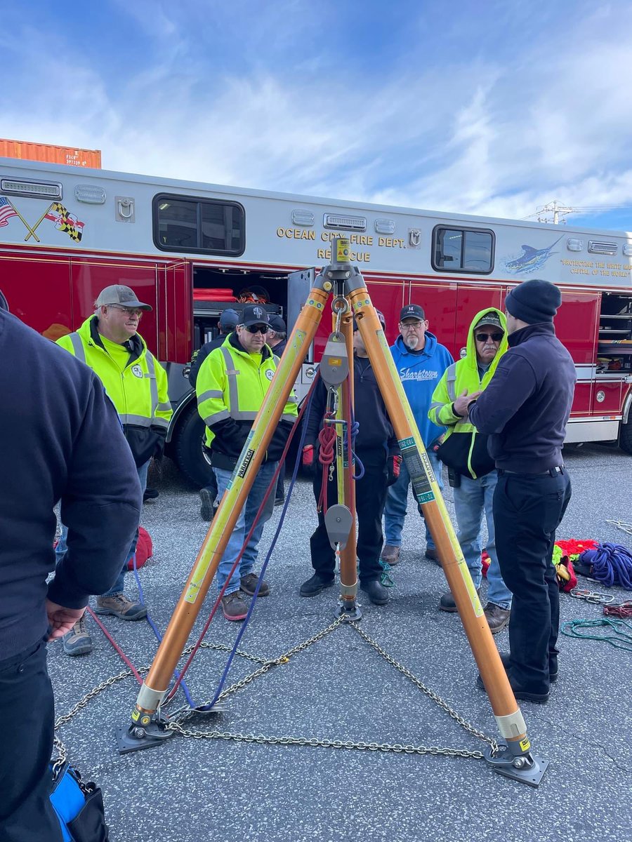 This week members of the Ocean City Fire Department teamed with city works partners to review Confined Space Rescue Operations. We spent a great morning reviewing their FAST Board and then performed various evolutions integrating other rescue equipment with the board.