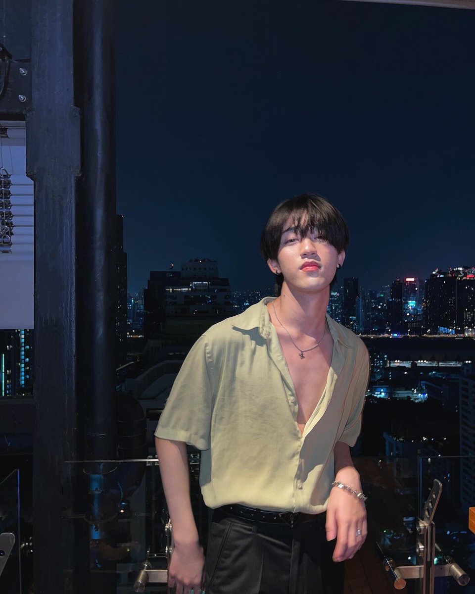 bupieo's tweet photo. Rooftop https://t.co/nKlxDnlcW9