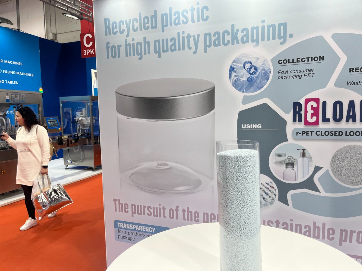 GruppoHera's tweet image. Da oggi #Aliplast è a @BolognaFiere per #Cosmopack @cosmoprofworld, Hall 19, stand numero C3PK.
📌 Domani 22/3 Carlo Andriolo, AD della società #GruppoHera, partecipa al panel “Resource Revolution: Inventing a Circular Supply Chain”. Info su 👇
cosmoprof.com/la-fiera/cosmo…