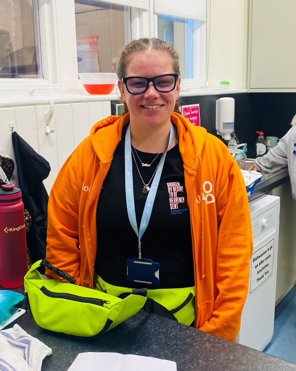 Andriannagaby's tweet photo. 💫This week's Team Thursday star
Siobhan works for @RegistersOfScot and as a sessional worker @candoscot
Siobhan started volunteering with us at 15, she says the experience helped her develop confidence as a then socially awkward young person💪
Come and join us #TeamCanDo👇 https://t.co/G5XnUfrzhu